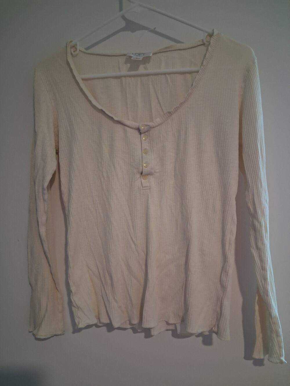 LOFT Ann Taylor Ivory Knit Long Sleeve Scoop Neck Button Top M 100% Cotton